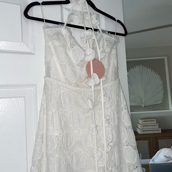 NWT Alexis Villanelle Dress - Picture 6 of 14